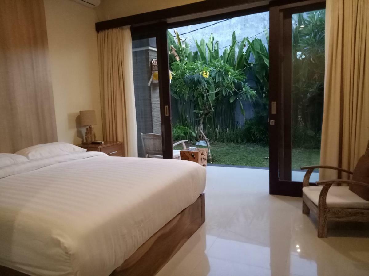 Guest House Reisya Nusa Dua  Exteriör bild